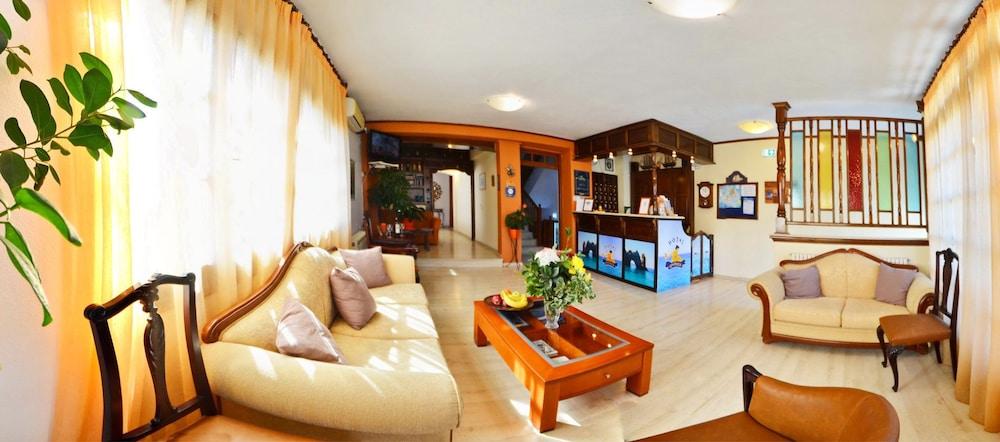 Casa Blue Hotel, Philian Hotels And Resorts Skiathos Town Bagian luar foto