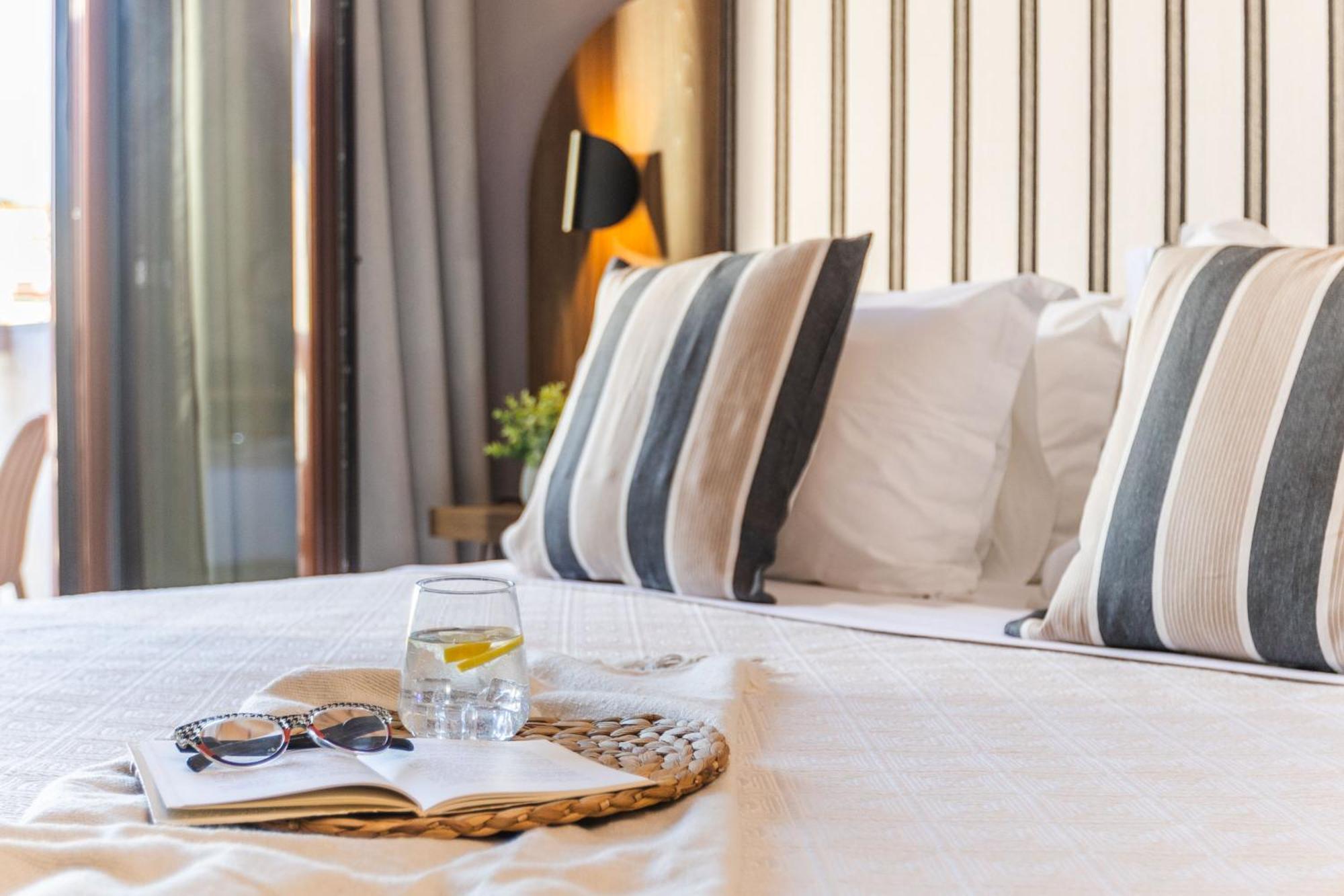 Casa Blue Hotel, Philian Hotels And Resorts Skiathos Town Bagian luar foto